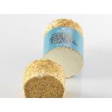 Würzige Ziegenrolle mit Senf